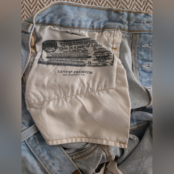 Levi's Light Blue Frayed Jean Shorts - Picture 5 of 8